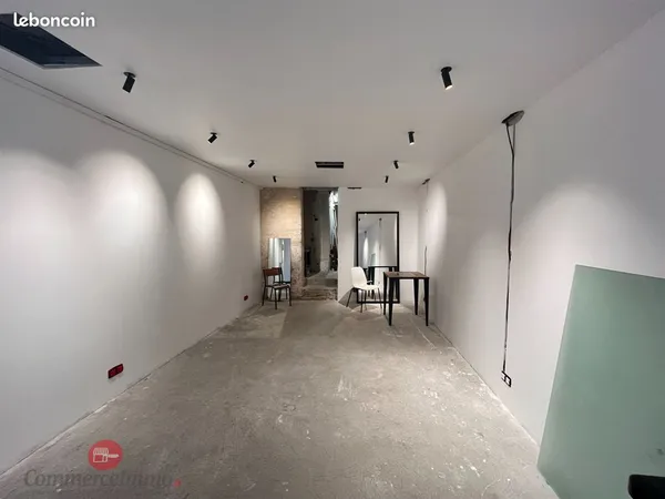 Boutique 32 m² PARIS