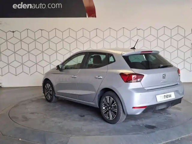 Seat Ibiza 1.0 tsi 110 ch s/s bvm6 — photo 3