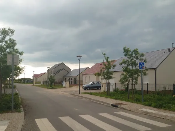 Terrain 688 m²
