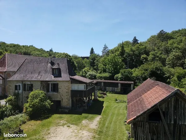 Propriété 4 pièces 85 m²