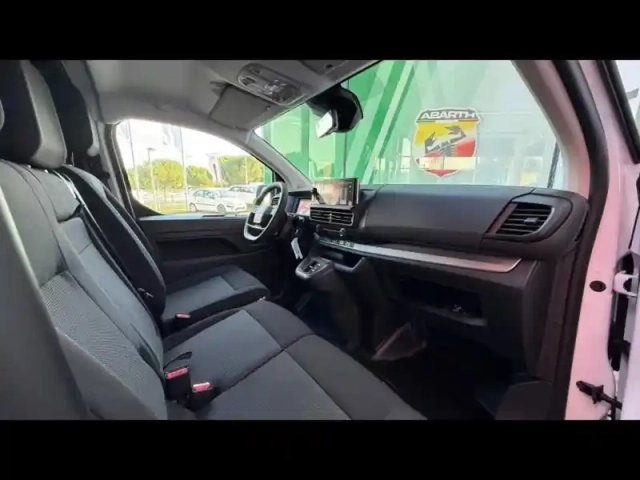 Fiat Scudo fg m 2.2 diesel 150ch pack premium connect automatique — photo 13