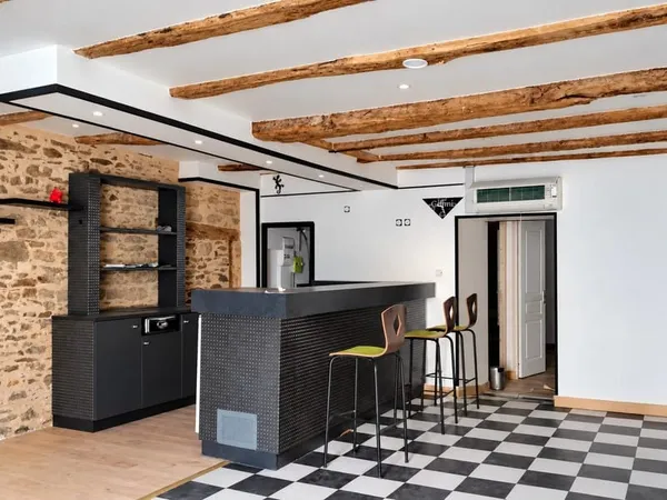 APPARTEMENT EN REZ-DE-CHAUSSEE