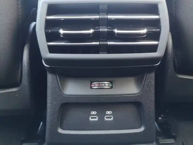 Audi A3 allstreet 40 tfsi e hybride rechargeable 204 s tronic 6 — photo 23