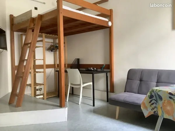 Studio meublé et équipé centre ville Vannes