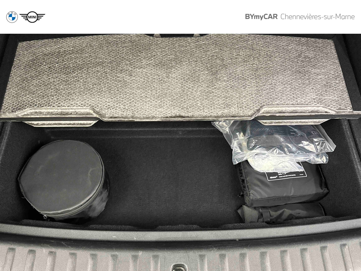 BMW X1 sDrive 20i 170ch DKG7 — photo 17