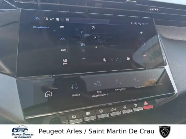 Peugeot 308 hybrid 145 e-dcs6 — photo 21