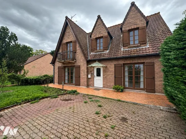 Maison 6 pièces 177 m²