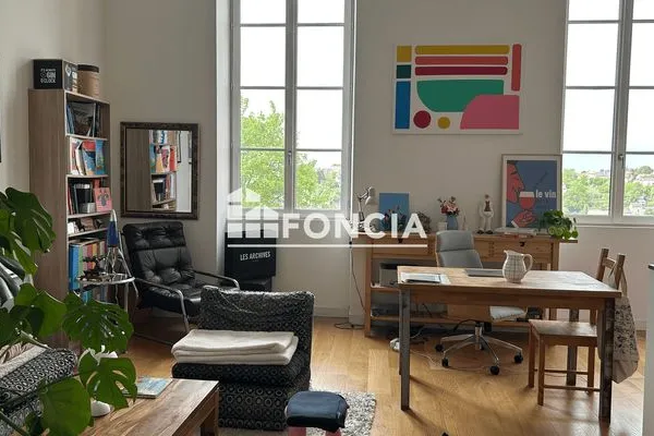 Appartement 2 pièces 65 m²