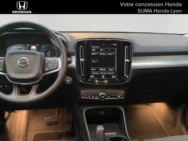 Volvo Xc40 t4 recharge 129+82 ch dct7 — photo 11