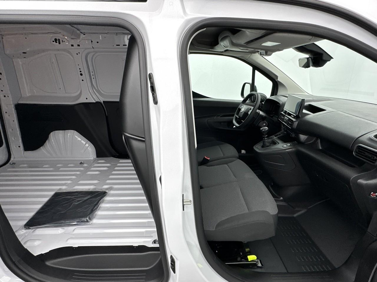 Citroën Berlingo van m diesel 100 ch manuelle — photo 11