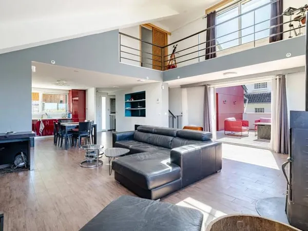 Maison 7 pièces 185 m²