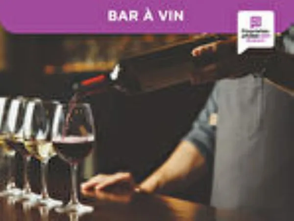 75018 Paris - cave à manger/bar à vin d'angle avec terrasse