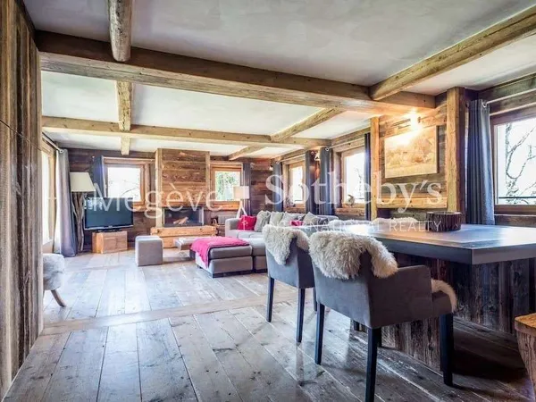 Appartement 5 pièces 145 m²