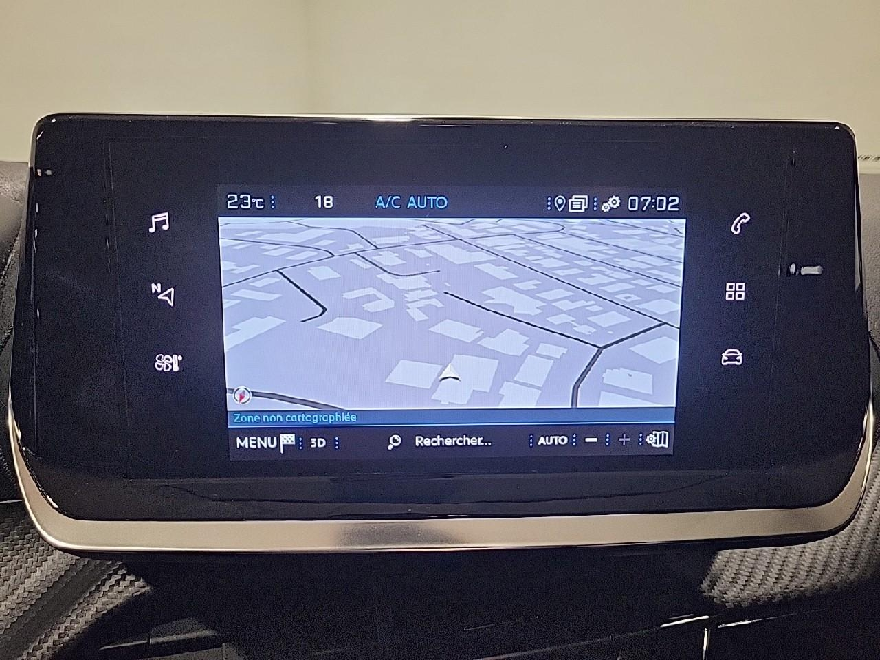 Peugeot 2008 puretech 100 s&s bvm6 style — photo 11