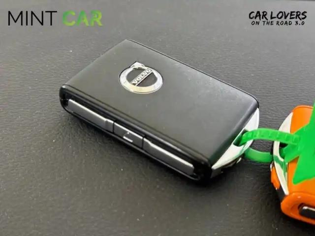Volvo Xc90 recharge t8 awd 310+145 ch geartronic 8 7pl — photo 30