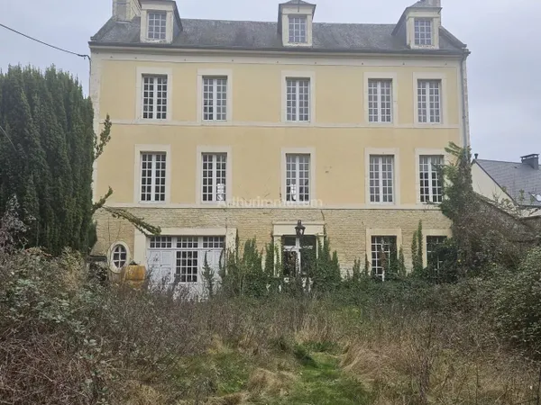 Maison 280 m²