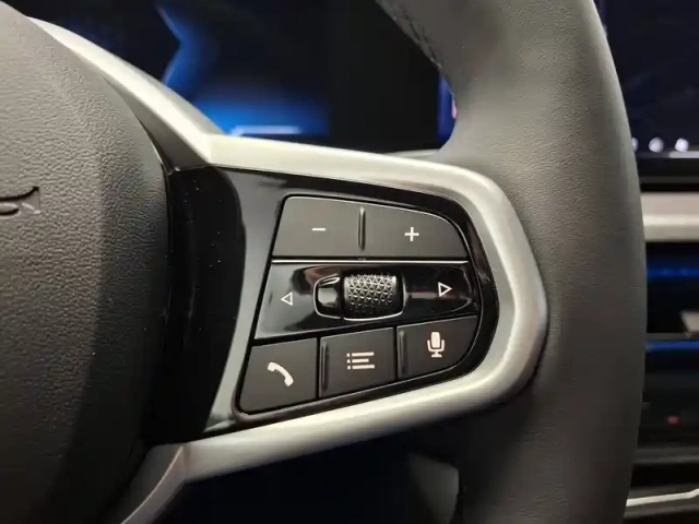 Bmw I4 edrive40 — photo 20