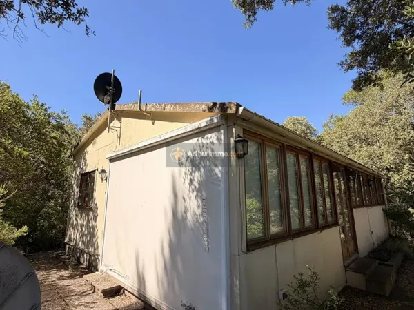 Terrain 562 m²