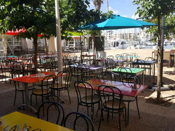 RESTAURANT Port Leucte