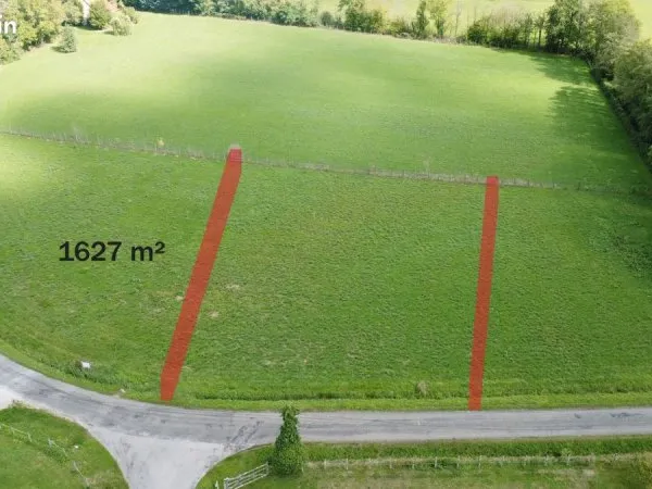 Terrain 1627 m² MONTCONY