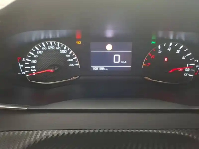 Peugeot 2008 bluehdi 100 s&amp;s bvm6 — photo 33