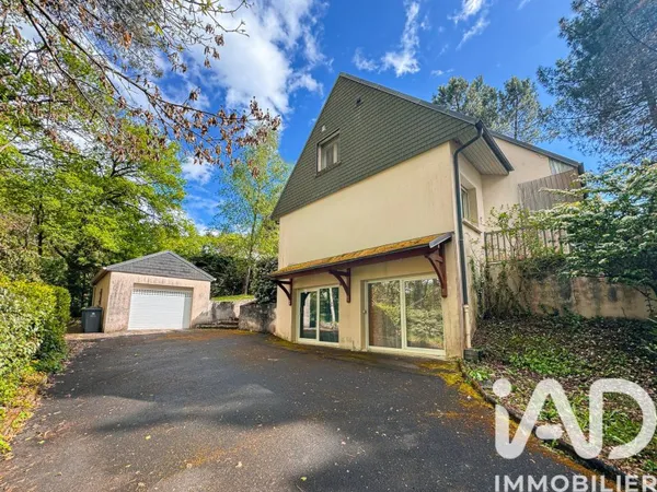 Maison 8 pièces 152 m²