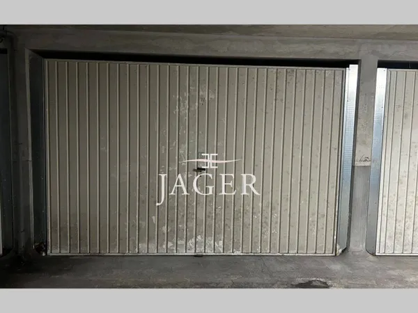 Parking 15 m²