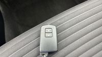 Toyota Yaris 100h France 5p — photo 16