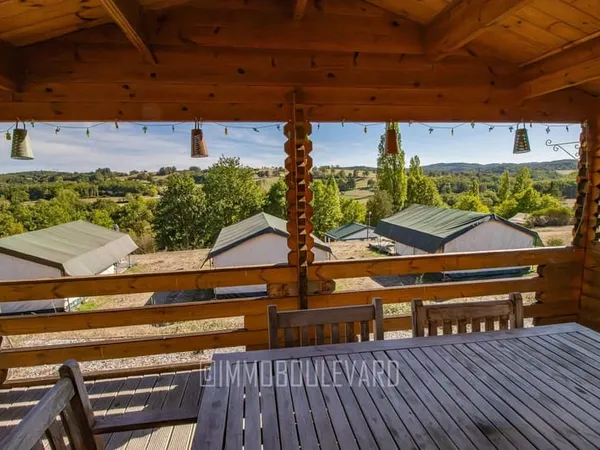 À vendre : Camping 3 étoiles, restaurant et maison, Creuse