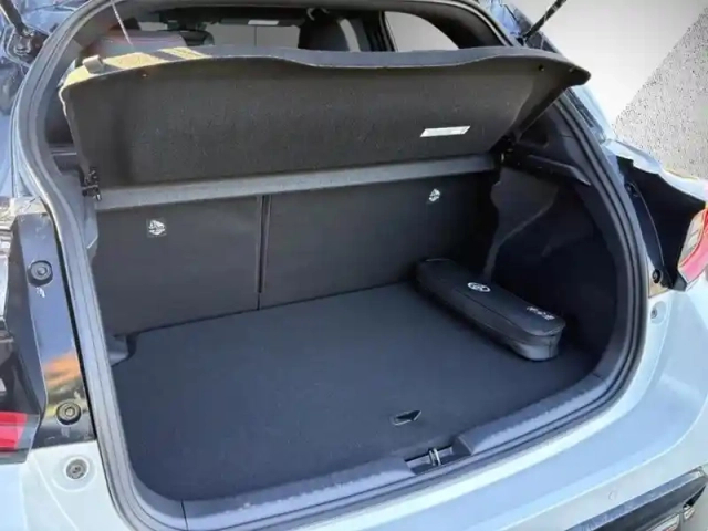 Toyota Yaris hybride 116h gr sport techno — photo 17