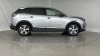 Peugeot 3008 HYBRID 225ch Allure Pack e-EAT8 — photo 4