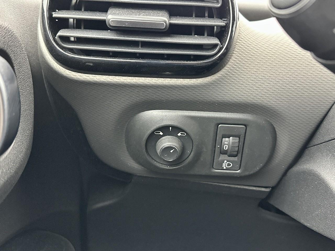 Citroën C4 Cactus puretech 130 s&s eat6 shine — photo 17