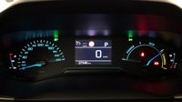 Peugeot 2008 1.2 Hybrid 145ch Style e-DCS6 — photo 10