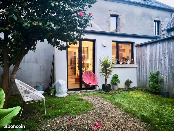 À vendre - Appartement T2 de plain-pied de 54 m² avec jardin exposé plein sud - Lanildut - 138 000