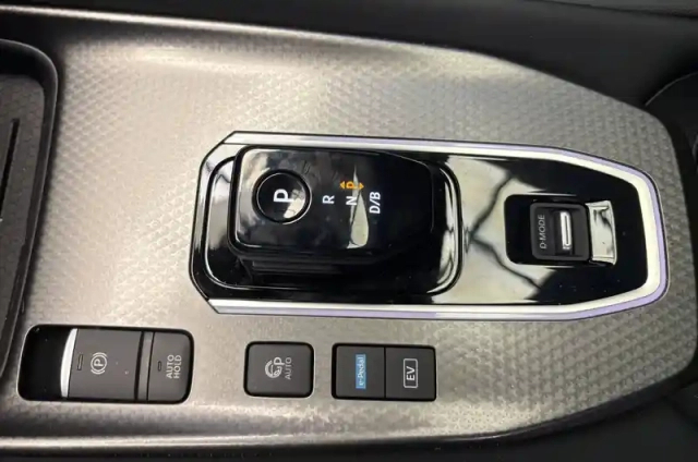 Nissan Qashqai hybrid e-power gen3 205 ch — photo 8