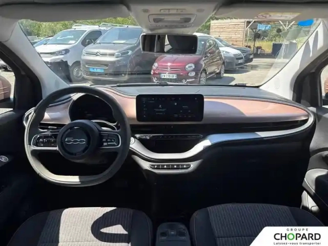 Fiat 500 c e 118 ch — photo 15