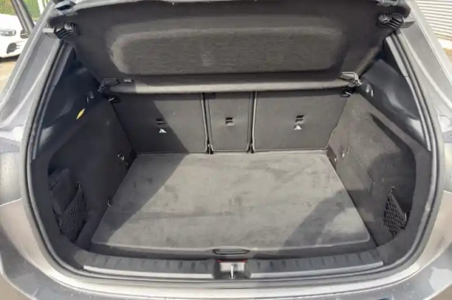 Mercedes Gla 250 e hybrid eq 8g-dct — photo 9