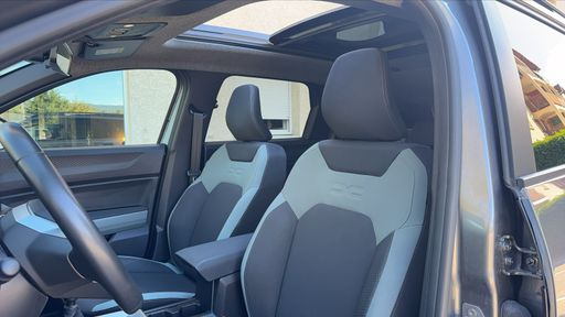 Dacia Bigster 1.2 TCe 140 Myld Hybride - Extreme – 2025 – 37164 km – Hybride essence – Boîte Manuelle — photo 39