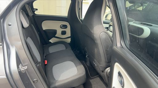 Renault Twingo 0.9 TCe 90 - Limited – 2017 – 75596 km – Essence – Boîte Manuelle — photo 13