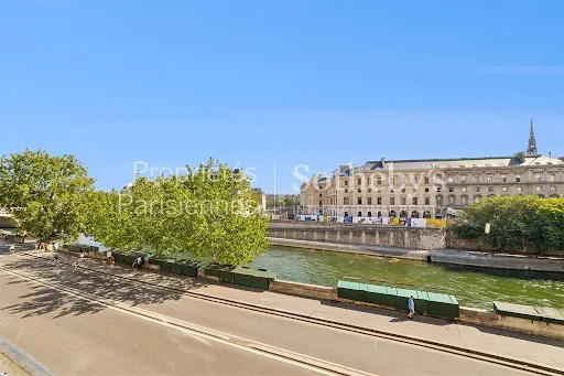 Appartement 3 pièces 81 m²