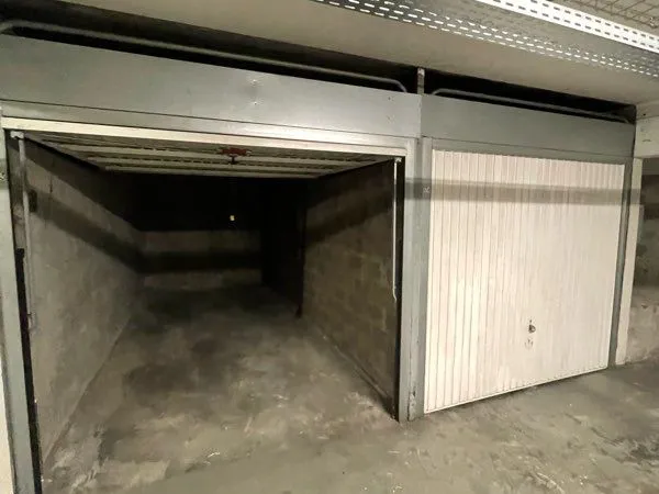 Stationnement Vente Caluire-et-Cuire 90€