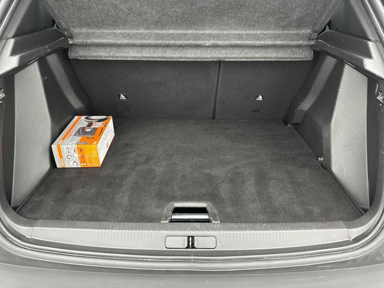 Peugeot 2008 puretech 130 s&s eat8 gt — photo 6