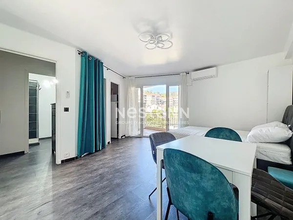 Location meublée à l'année - Studio Vallauris 26.27 m2 - Cave