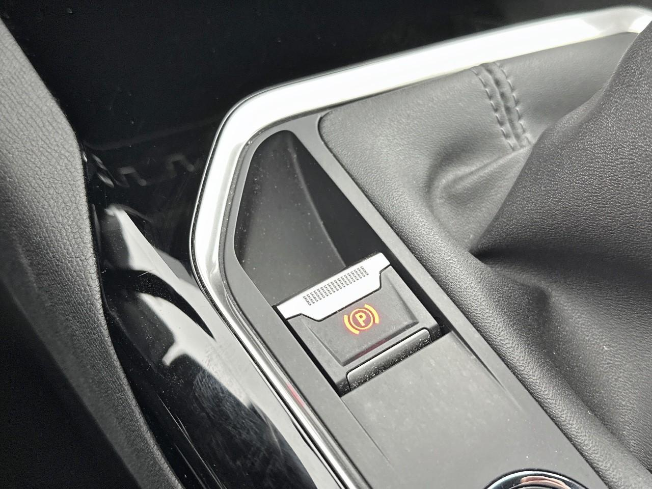 Peugeot 3008 puretech 130ch s&s bvm6 allure pack — photo 28