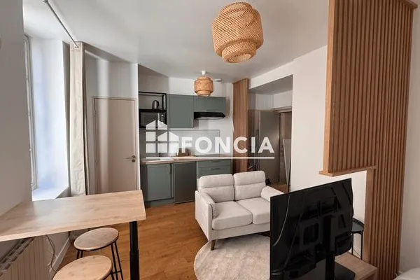 Studio 1 pièce 28 m²