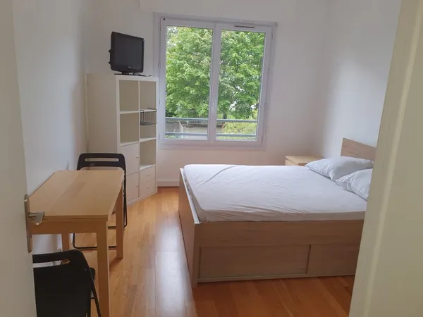 Chambre à Clamart Centre, Coloc Femmes