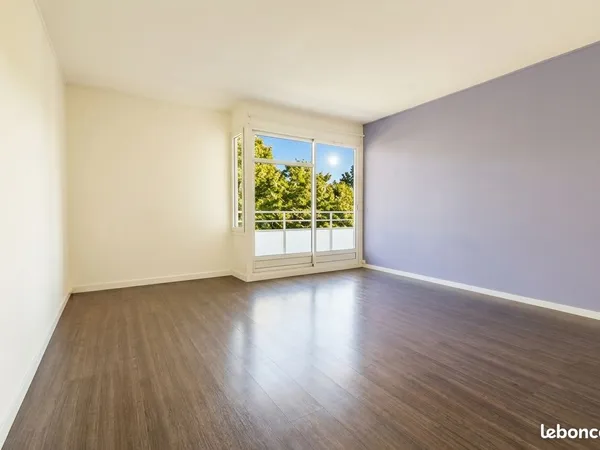 Nantes Nord / Orvault - Grand T5 traversant avec balcon - 4 ch. En colocation Tout Compris