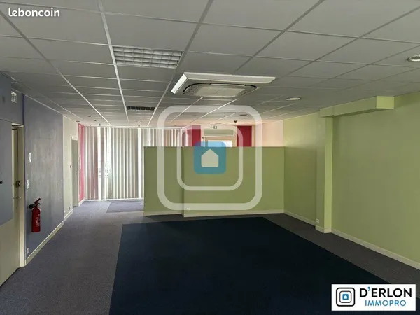 Local commercial 97 m²