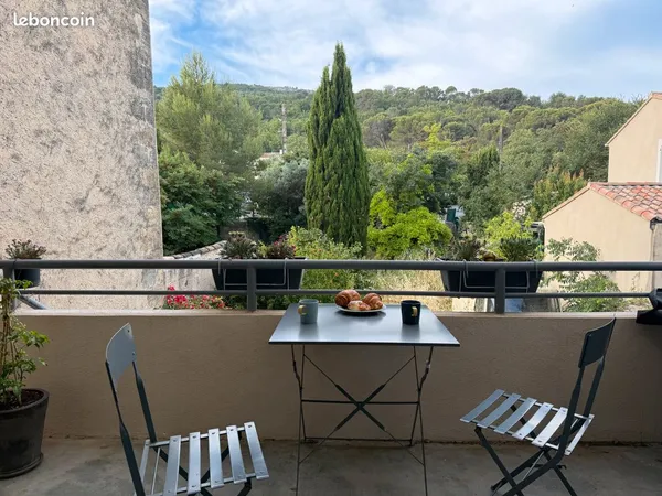 Maison de village 175 m² - Jardin, garage 57 m², 4 chambres - Alleins