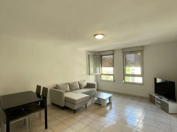T2 meublé 47 m² - Lyon 7e Debourg - Garage en sous-sol